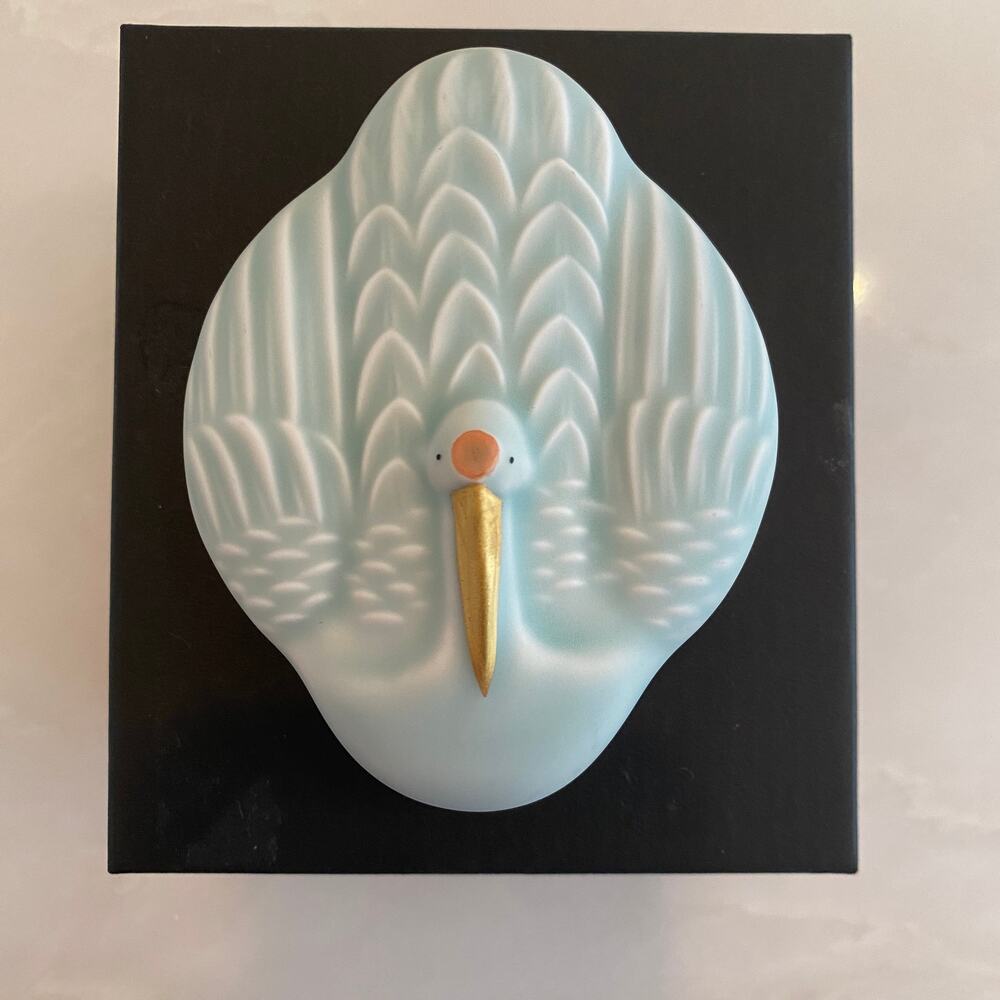 Hataman Touen - Moist Celadon Gold Crane Shaped Covered Trinket Dish Bowl